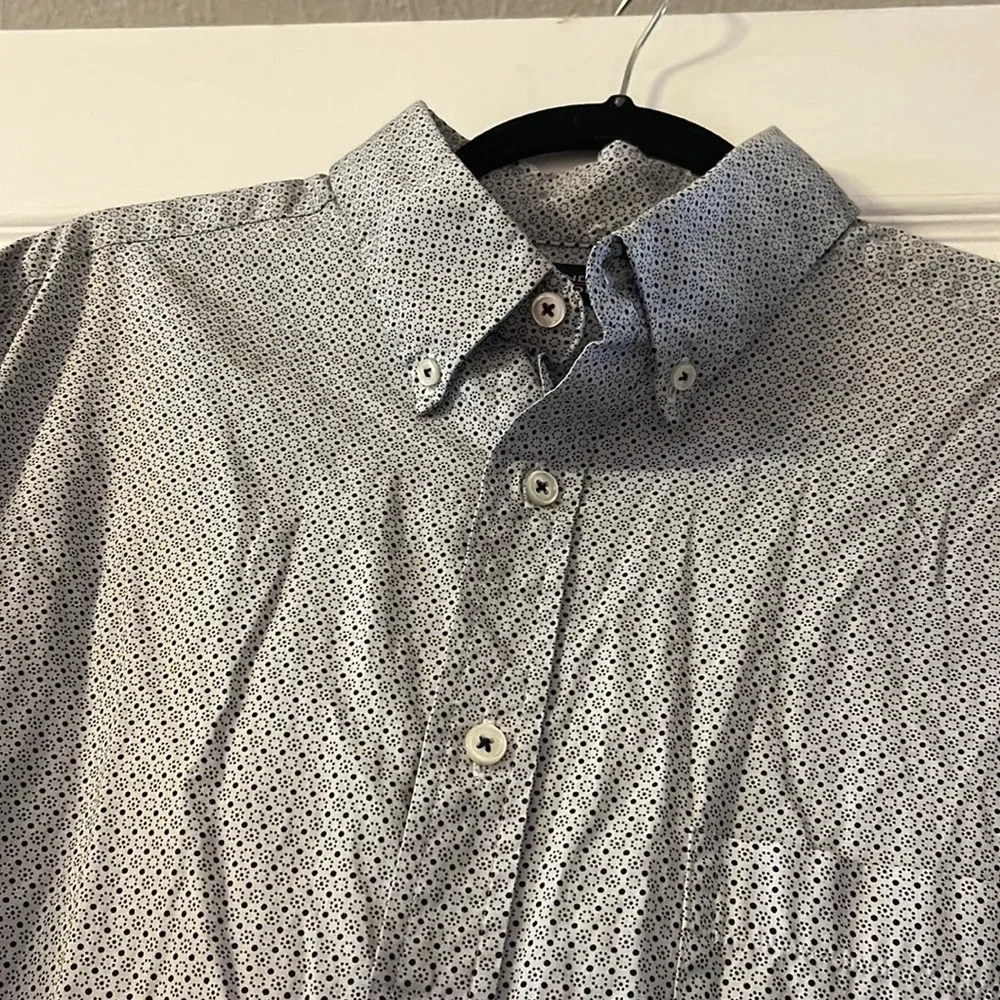RoundTree & Yorke white and navy long sleeve button down shirt XL